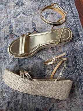 Gold Espadrille Platform Sandals with Ankle Strap size 39 size 8